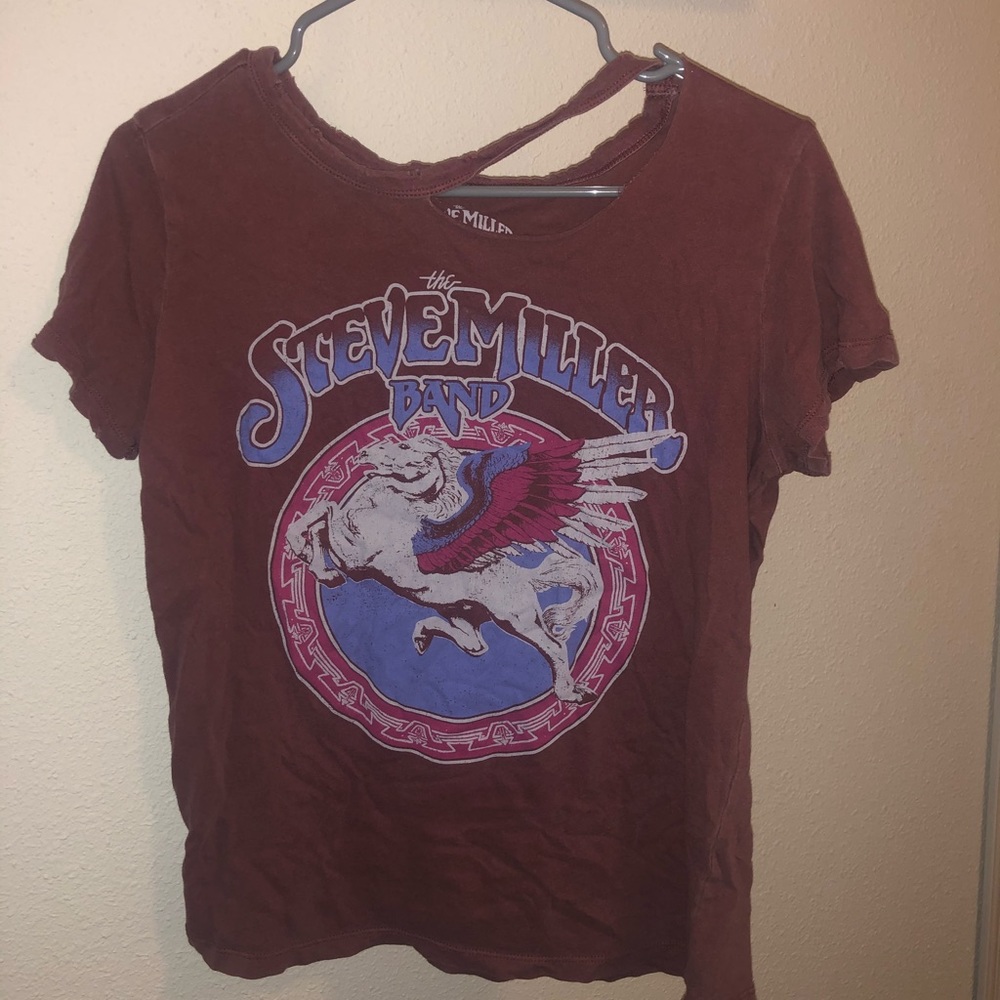 AE distressed t shirt